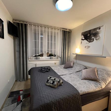 Apartament Orange Piastowska Острода Екстериор снимка